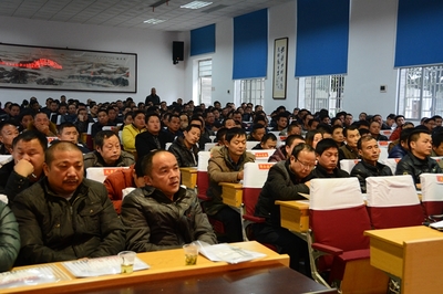 常德鼎城區召開校車駕駛員安全培訓大會